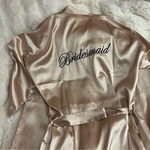 Chic Satin Robe Bridesmaid in Champagne Gold